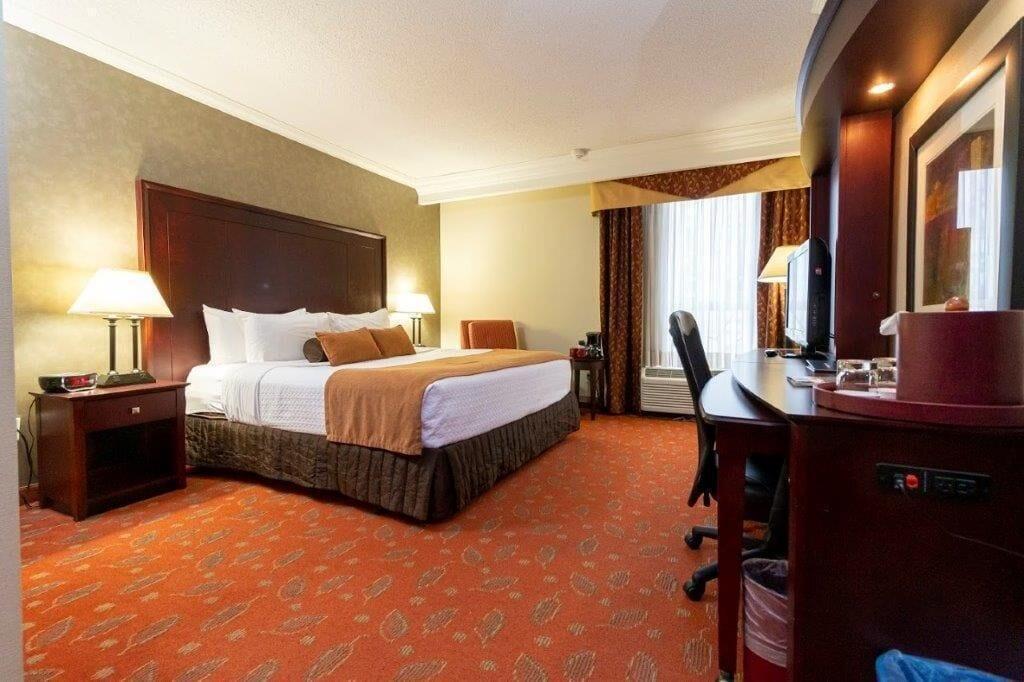 Hamilton Plaza Hotel And Conference Centre Dış mekan fotoğraf