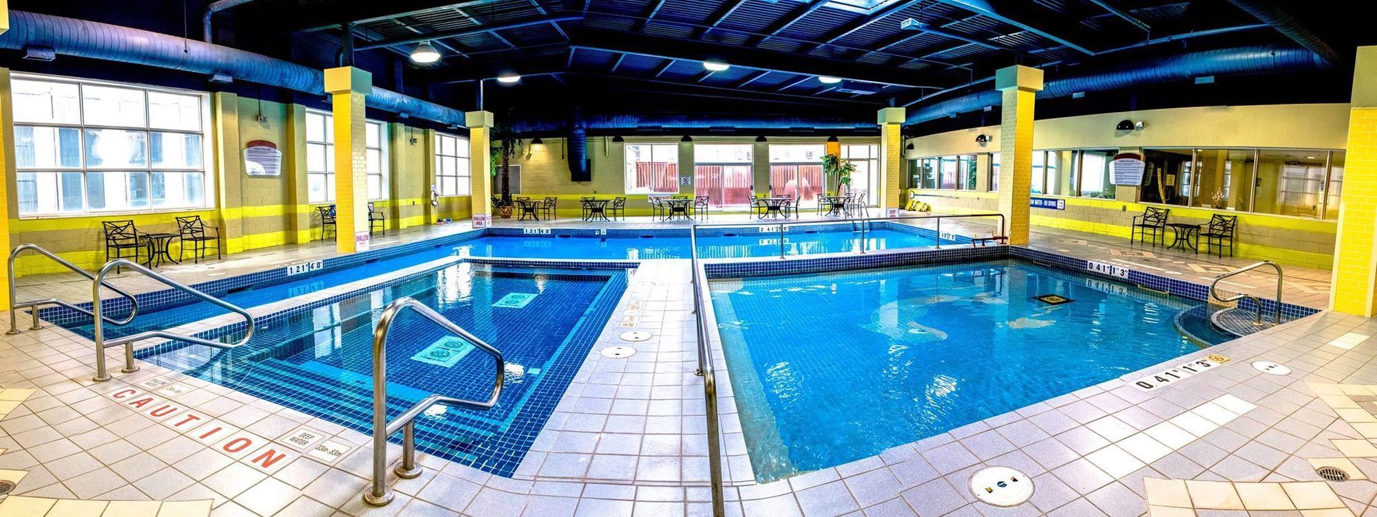 Hamilton Plaza Hotel And Conference Centre Dış mekan fotoğraf